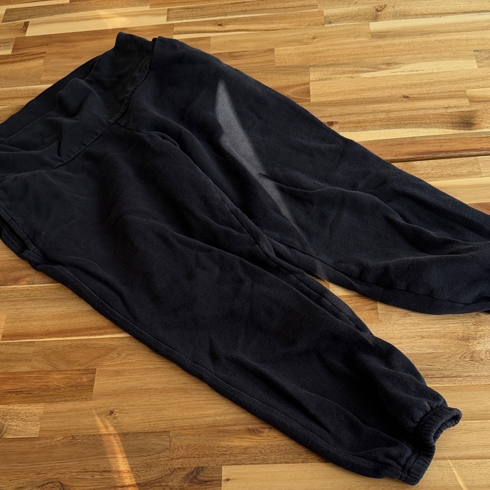 Old Navy Black Maternity Fleece Pants
